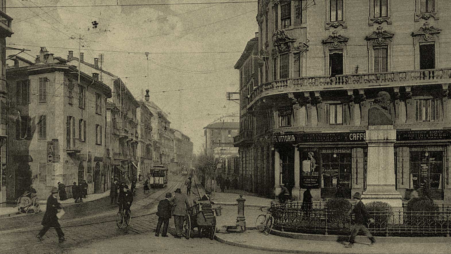 Via Edmondo De Amicis nel 1905